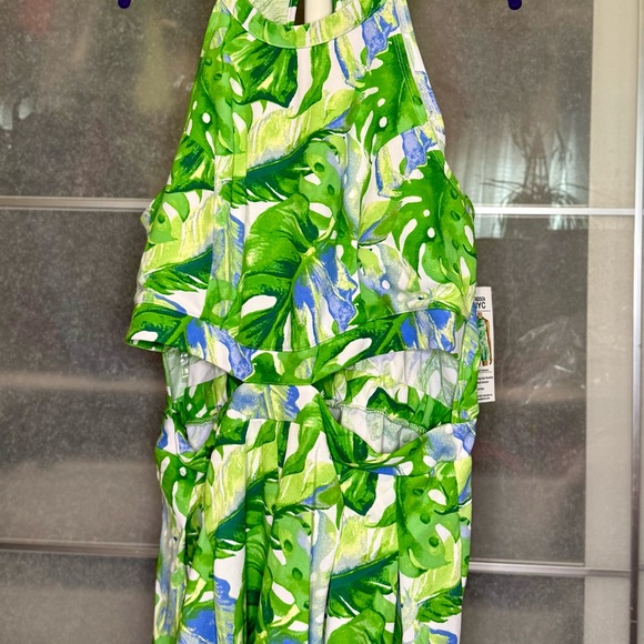 Juniors Tropical Green Leaf Print Jumpsuit - Picture 1 of 2
